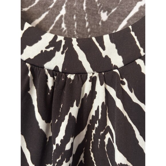 Susan Graver Printed Liquid Knit Top Size 3X Animal Print Brown Stretch - Picture 4 of 9